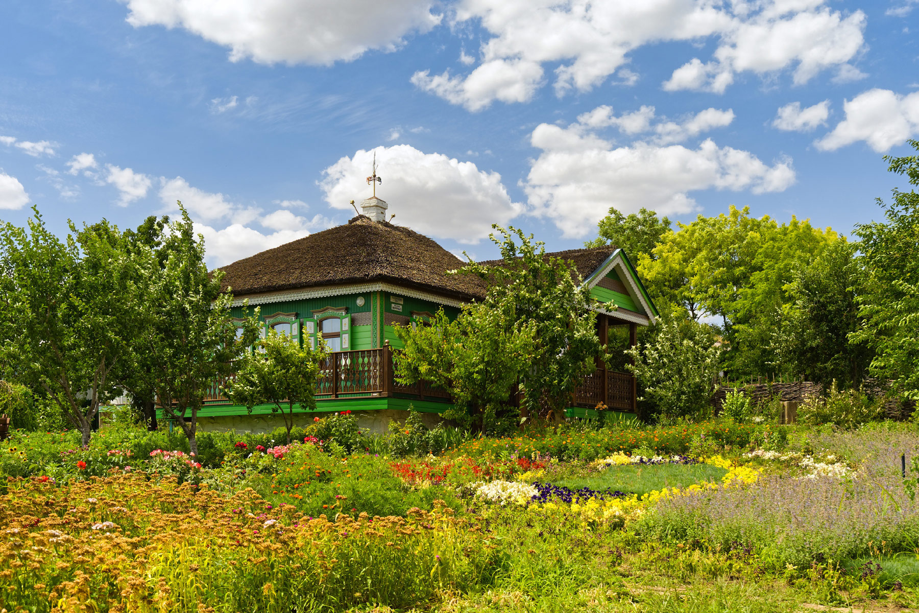Хутор Старозолотовский. Этнографический музей «Тихий Дон» (Khutor Starozolotovskii. Ethnographic Museum «Quiet Flows the Don»)